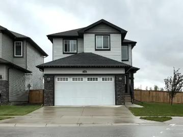 4 Bedroom House Strathmore AB 103379975