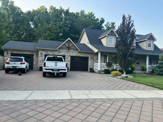 4 Bedroom House Strathroy ON 105088569