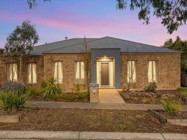 4 Bedroom House Sunbury VIC 103403407