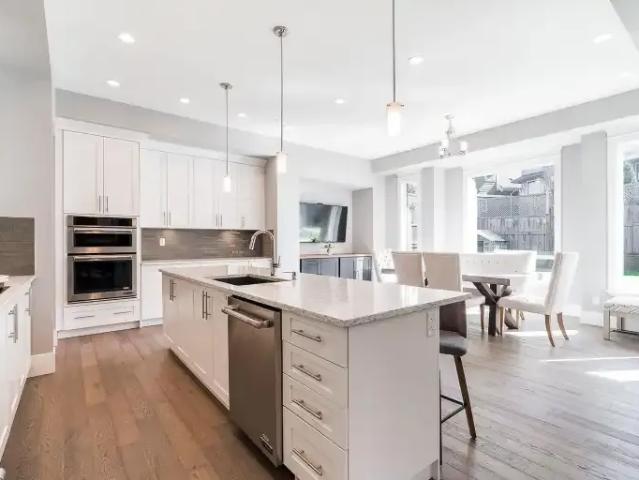 4 Bedroom House Surrey BC 103119133
