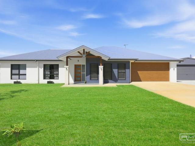4 Bedroom House Pacific Heights QLD 101672508