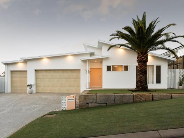 4 Bedroom House Palmwoods QLD LS105075275