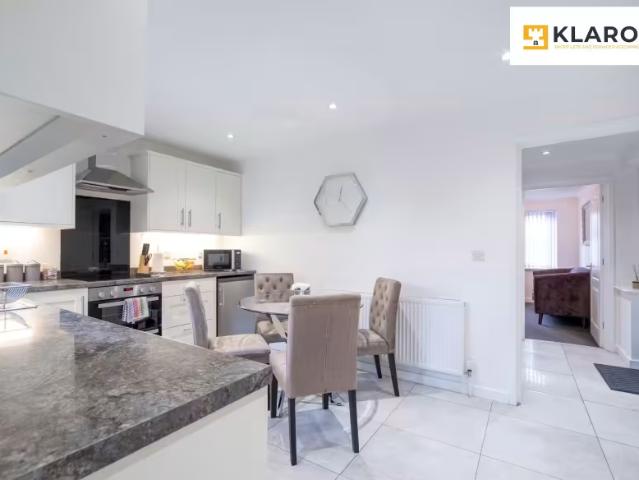 4 Bedroom House Peterborough Peterborough 97776456
