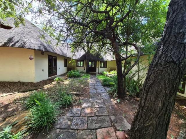 4 Bedroom House Phalaborwa Phalaborwa 103742981