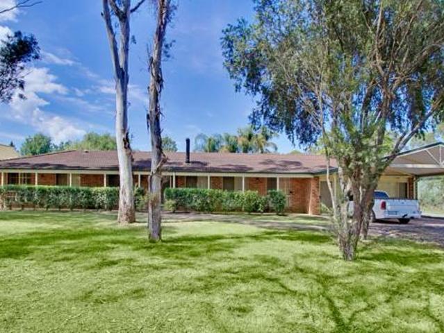 4 Bedroom House PITT TOWN NSW 79996052