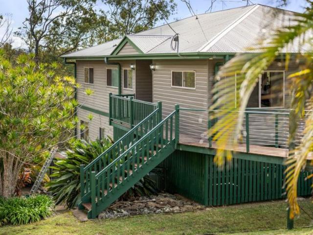 4 Bedroom House Rocksberg, QLD 103772895