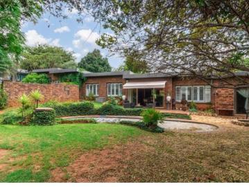 4 Bedroom House Roodepoort Johannesburg 85941620