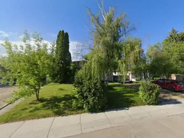 4 Bedroom House Red Deer AB 103151748