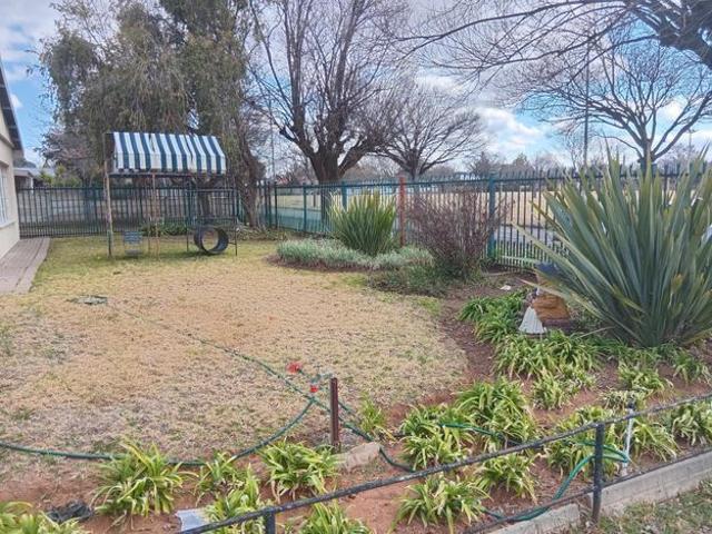 4 Bedroom house rented in Wilgehof, Bloemfontein