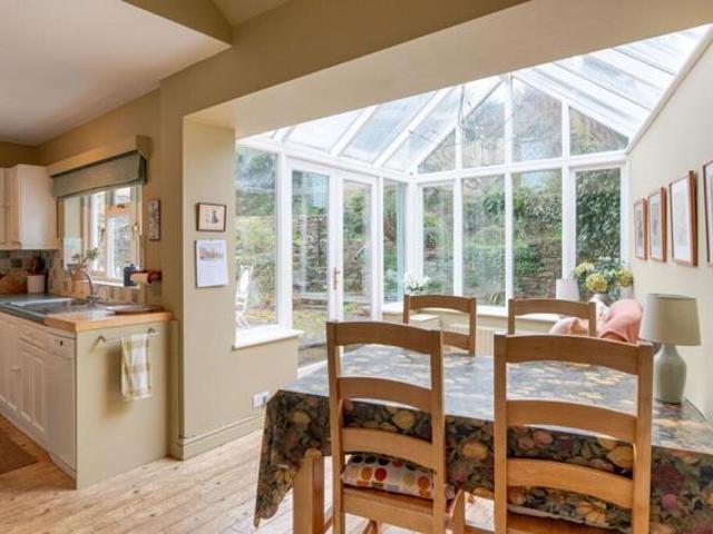 4 Bedroom House Woodstock Oxfordshire 101677620