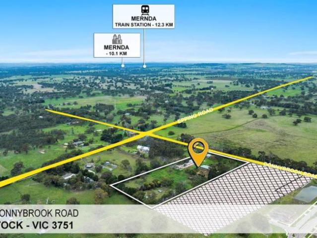 4 Bedroom House Woodstock, VIC 103095128