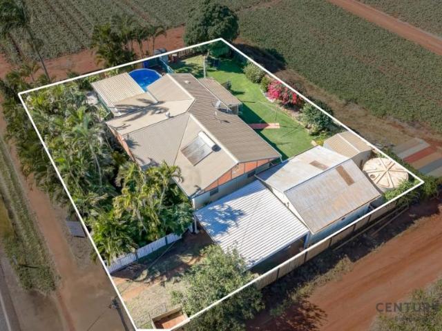4 Bedroom House Woongarra, QLD 104072650
