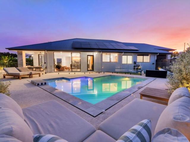 4 Bedroom House Worongary QLD 106003509