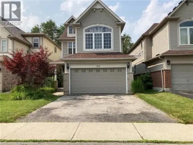 4 Bedroom House Waterloo ON 104895153