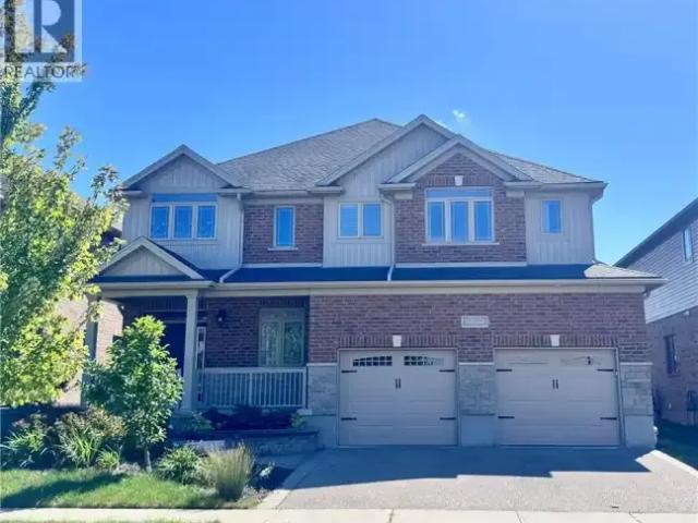 4 Bedroom House Waterloo ON 105565559