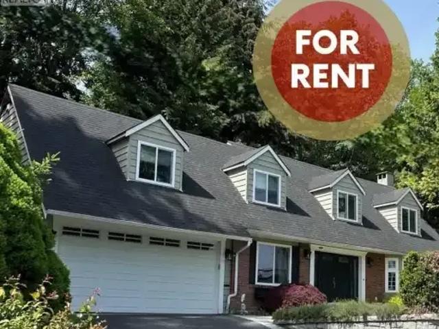 4 Bedroom House West Vancouver BC 104754079