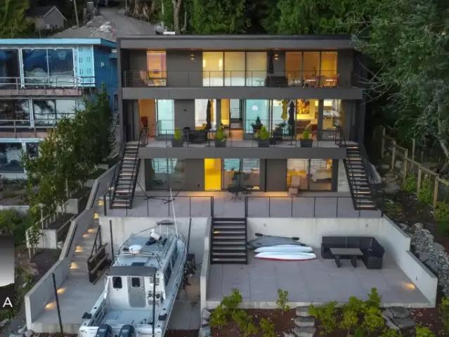 4 Bedroom House West Vancouver BC 105047927