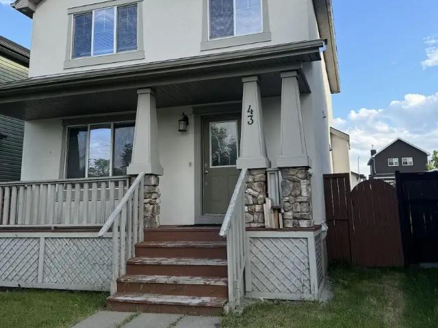 4 Bedroom house with finished basement, Garage included $2950