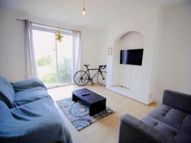 4 bedroom house with large garden in top Withington location