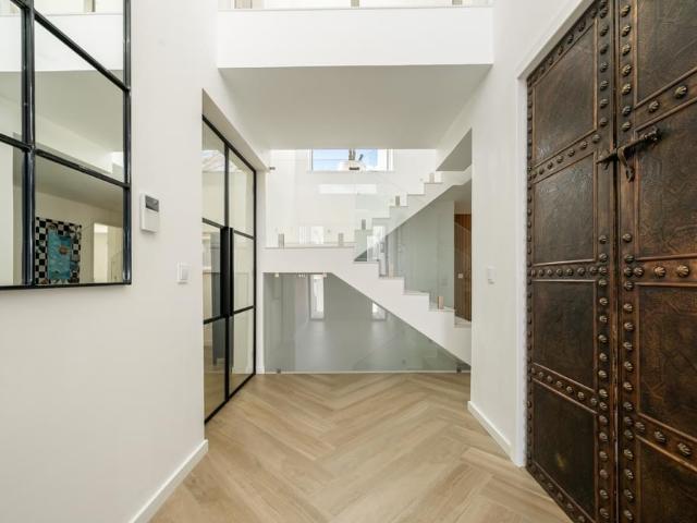 4 Bedroom House with swimming pool, Monte Estoril, Cascais