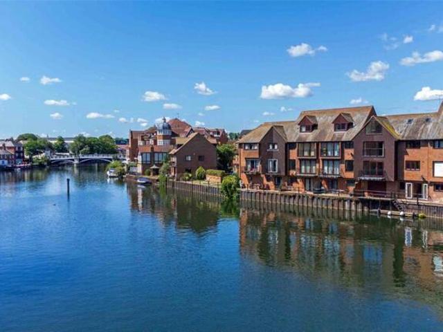 4 Bedroom House Windsor Windsor And Maidenhead 101168286