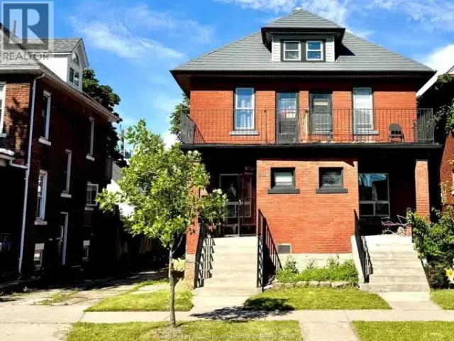 4 Bedroom House Windsor ON 103487767