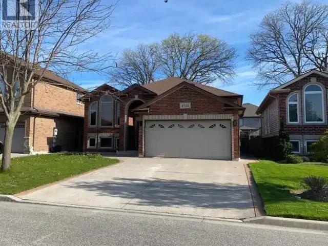 4 Bedroom House Windsor ON 104000293