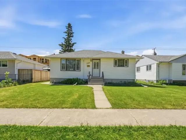4 Bedroom House Winnipeg MB 103958686