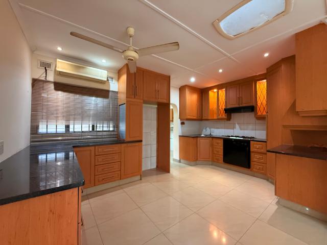 4 Bedroom House To Let in Meer En See