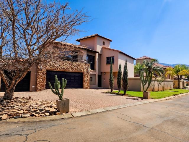 4 Bedroom House To Let in Melodie