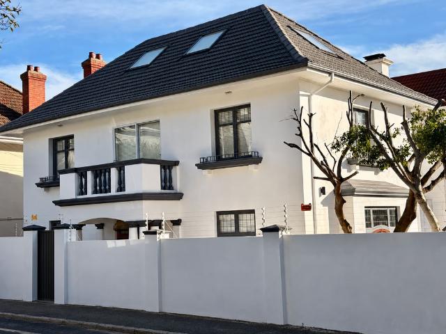 4 Bedroom House To Let in Oranjezicht