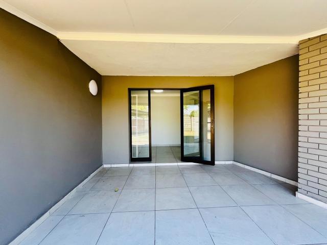 4 Bedroom House To Let in Bayswater