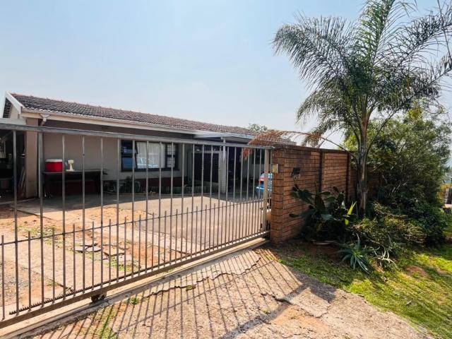 4 Bedroom House To Let in Bluff