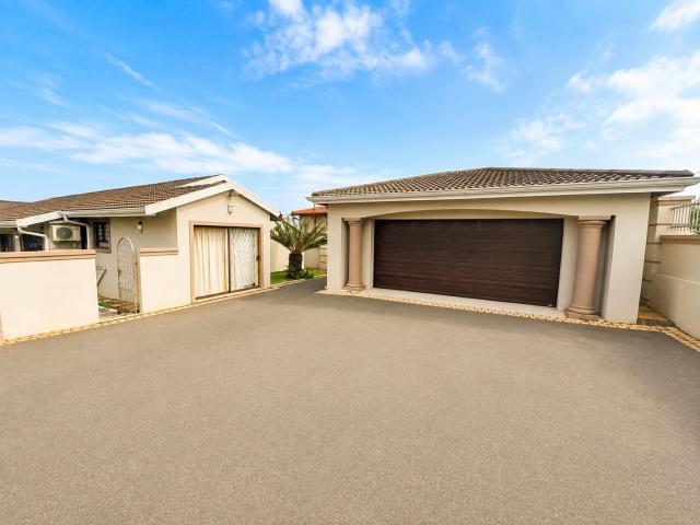 4 Bedroom House To Let in Bluff