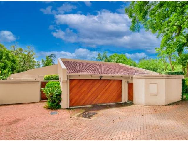 4 Bedroom House To Let in Bryanston