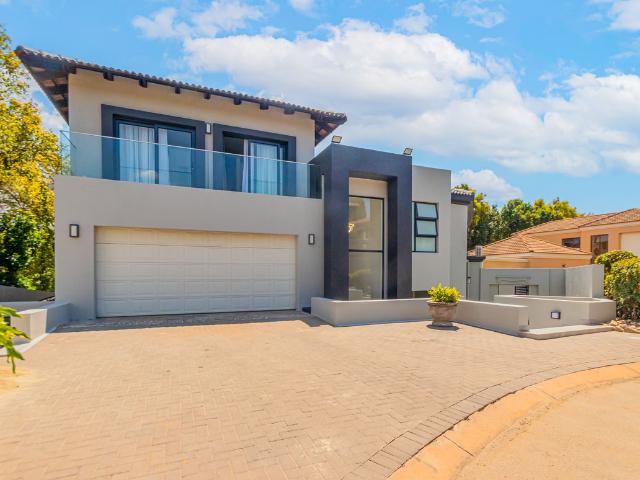 4 Bedroom House To Let in Bryanston