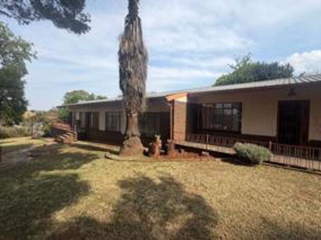 4 Bedroom House To Let in Erasmia