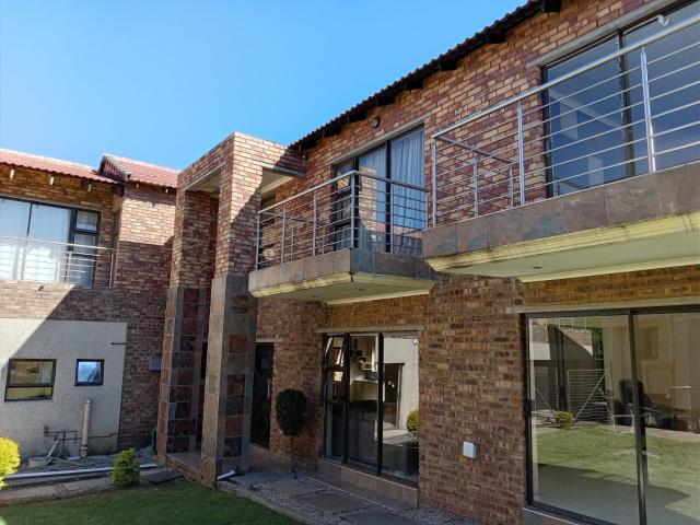 4 Bedroom House To Let in Kempton Park Ext 4