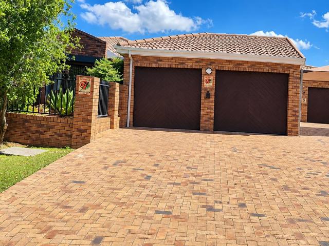 4 Bedroom House To Let in Kenridge