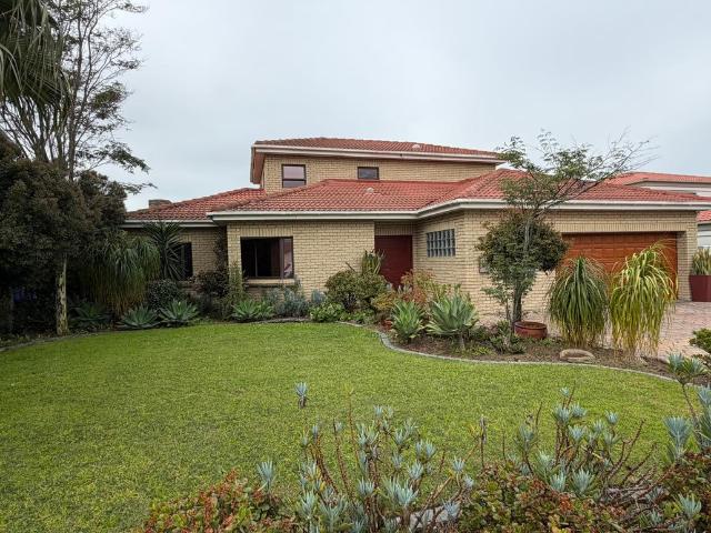 4 Bedroom House To Let in Kleinbron Estate