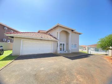 4 Bedroom House To Let in Larnarco Estate