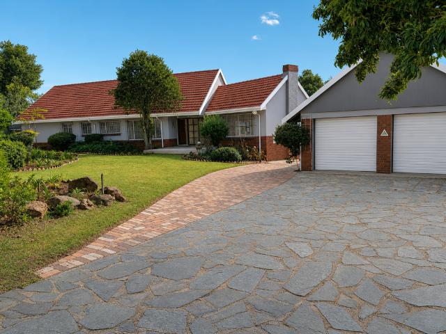 4 Bedroom House To Let in Linden