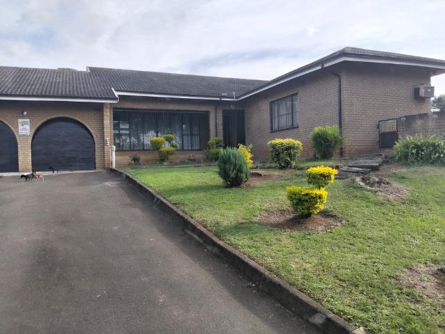 4 Bedroom House To Let in Panorama