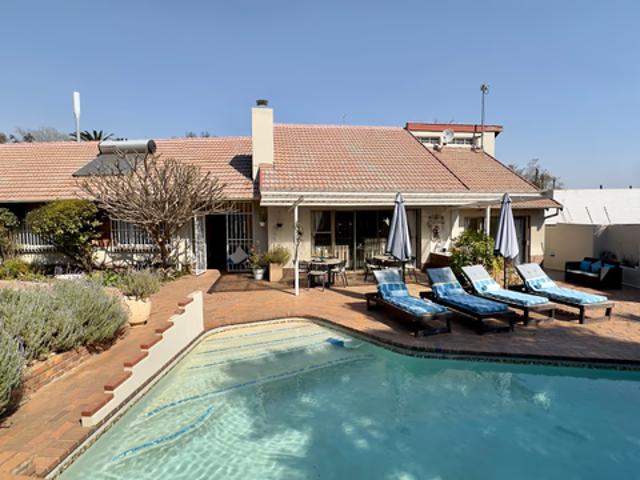 4 Bedroom House To Let in Parkmore