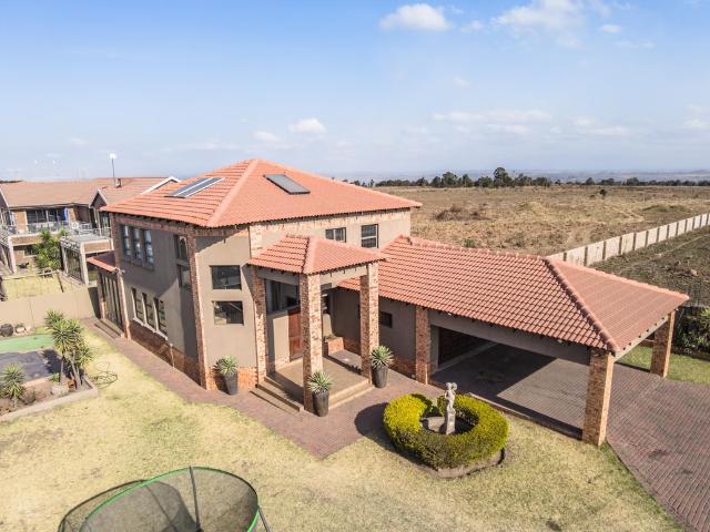 4 Bedroom House To Let in Reyno Ridge