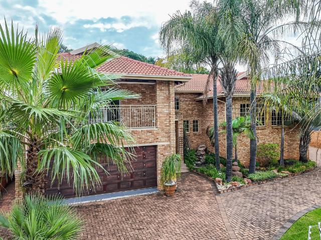 4 Bedroom House To Let in Safari Gardens