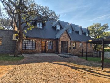 4 Bedroom House To Let in Safari Gardens