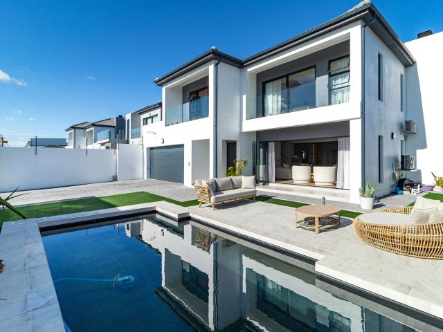 4 Bedroom House To Let in Sandown