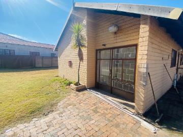 4 Bedroom House To Let in Tasbet Park Ext 2