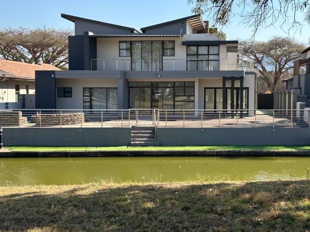 4 Bedroom House To Let in The Islands Estates